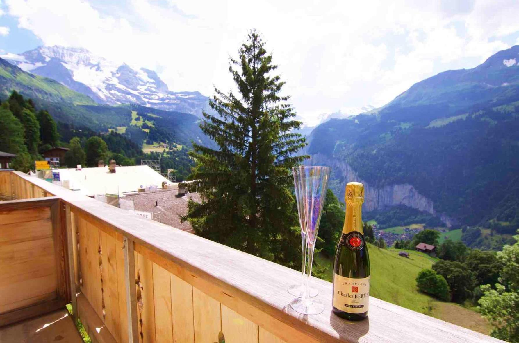 Holiday Flat #1, Chalet Aberot, Wengen, Switzerland ภายนอก รูปภาพ
